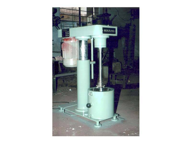 Laboratory vacuum mixer